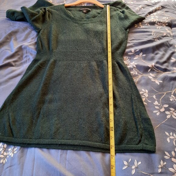 BANANA REPUBLIC Wool-Cashmere Blend Bell-Sleeve Peplum Sweater - Green, Size S - Picture 13 of 16